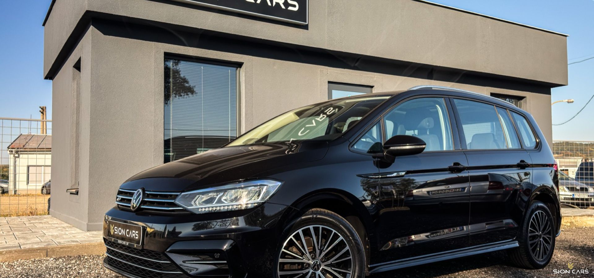 Volkswagen Touran 2.0TDi 110kW DSG R-line