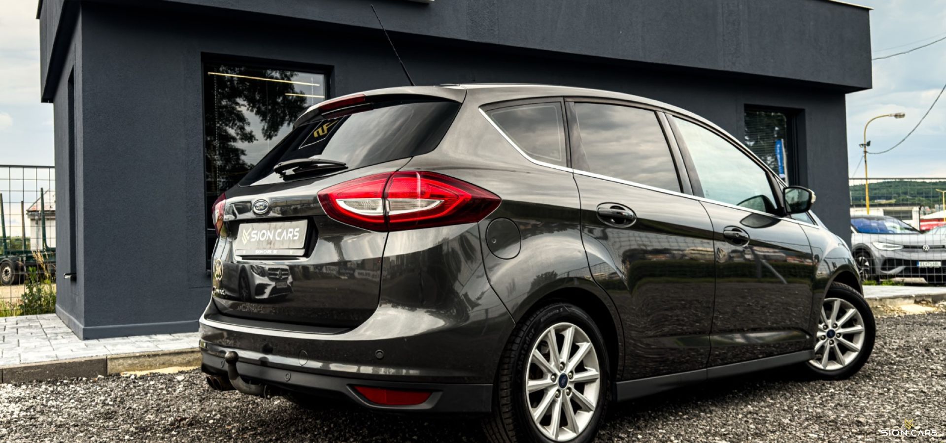 Ford C-MAX 1.5TDCi Duratorq 88kW M/6 TITANIUM