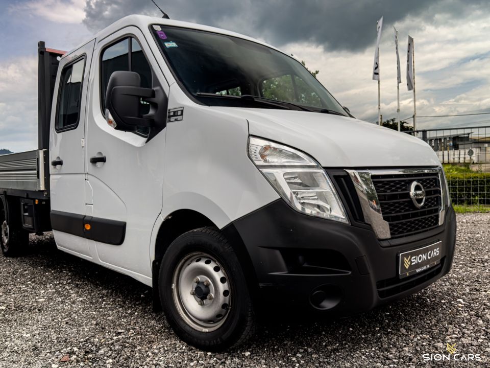 Nissan NV400 2.3dCi L2 100kW Double Cab 7-miest Valník