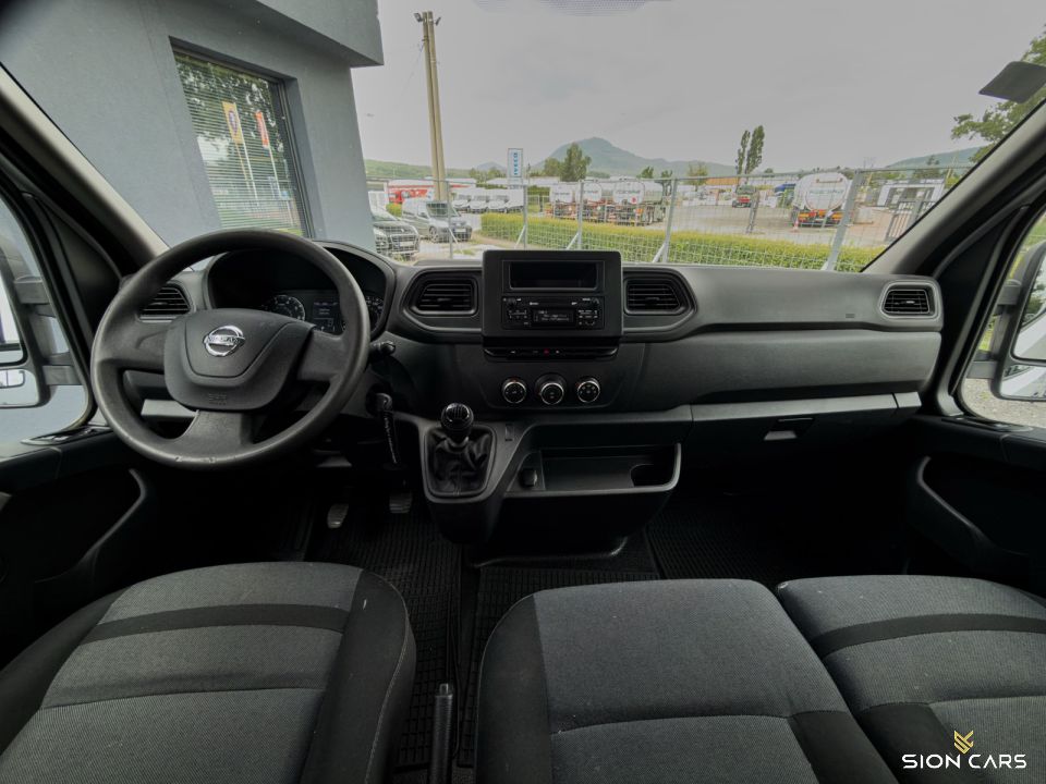 Nissan NV400 2.3dCi L2 100kW Double Cab 7-miest Valník