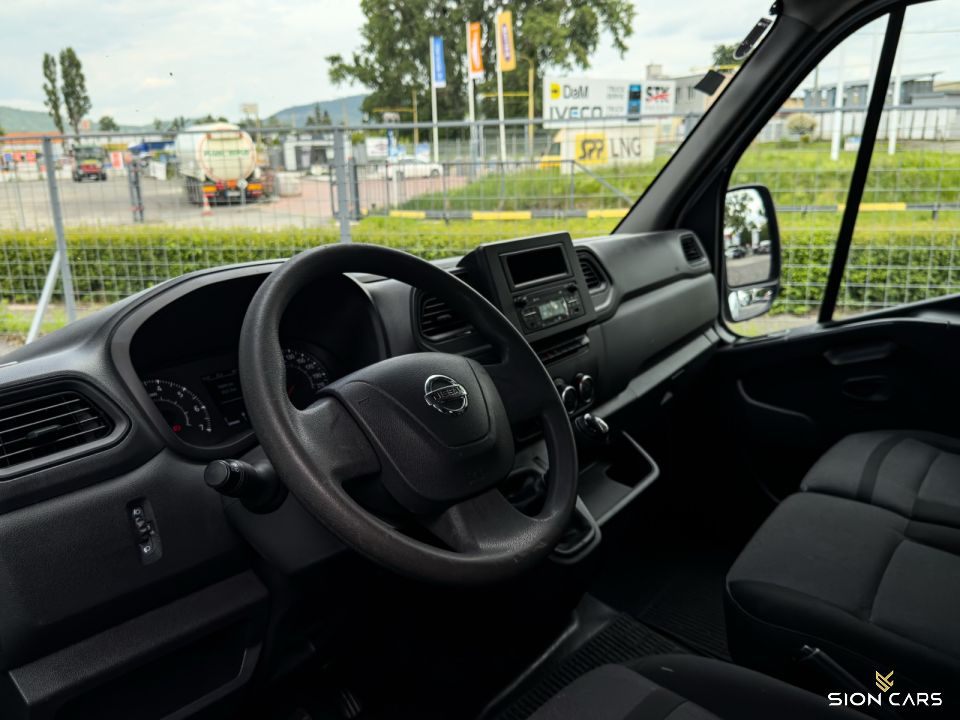 Nissan NV400 2.3dCi L2 100kW Double Cab 7-miest Valník