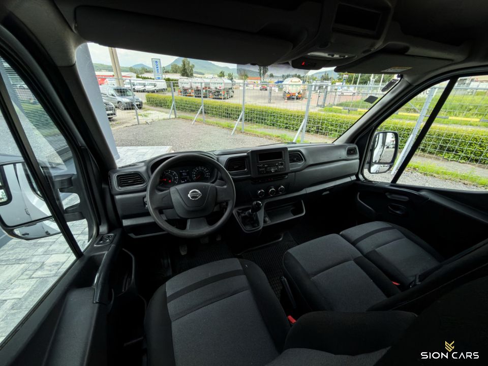 Nissan NV400 2.3dCi L2 100kW Double Cab 7-miest Valník