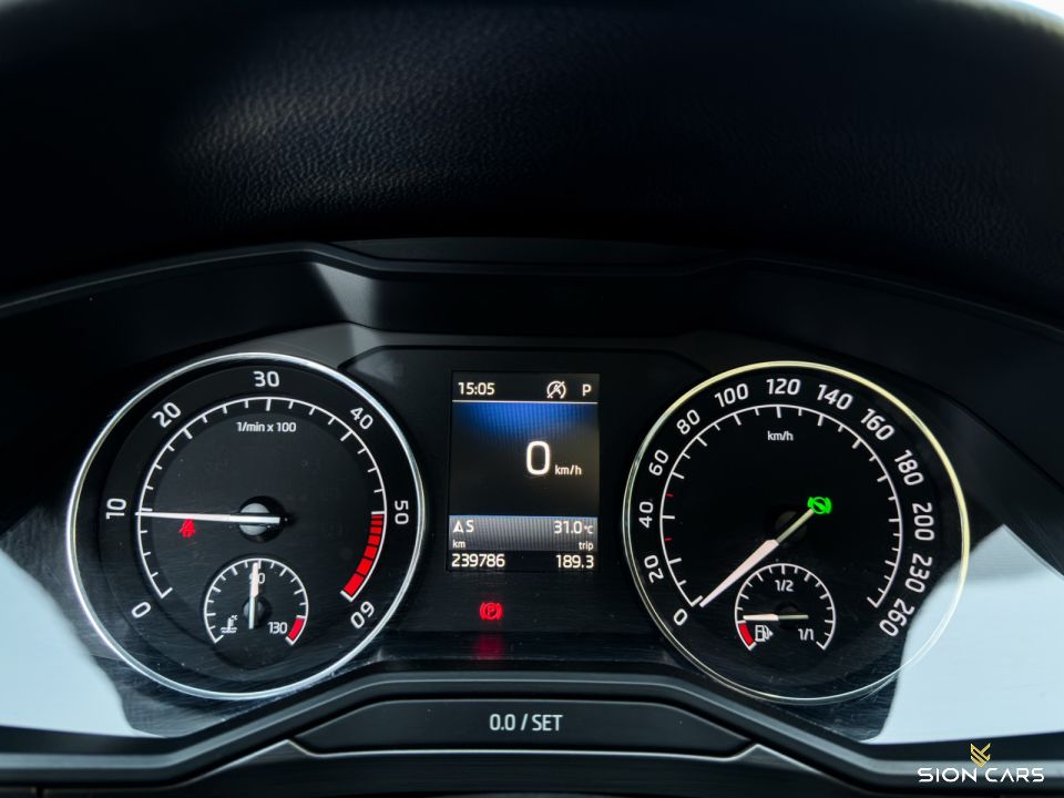 Škoda Superb Combi 2.0TDi 110kW DSG Style
