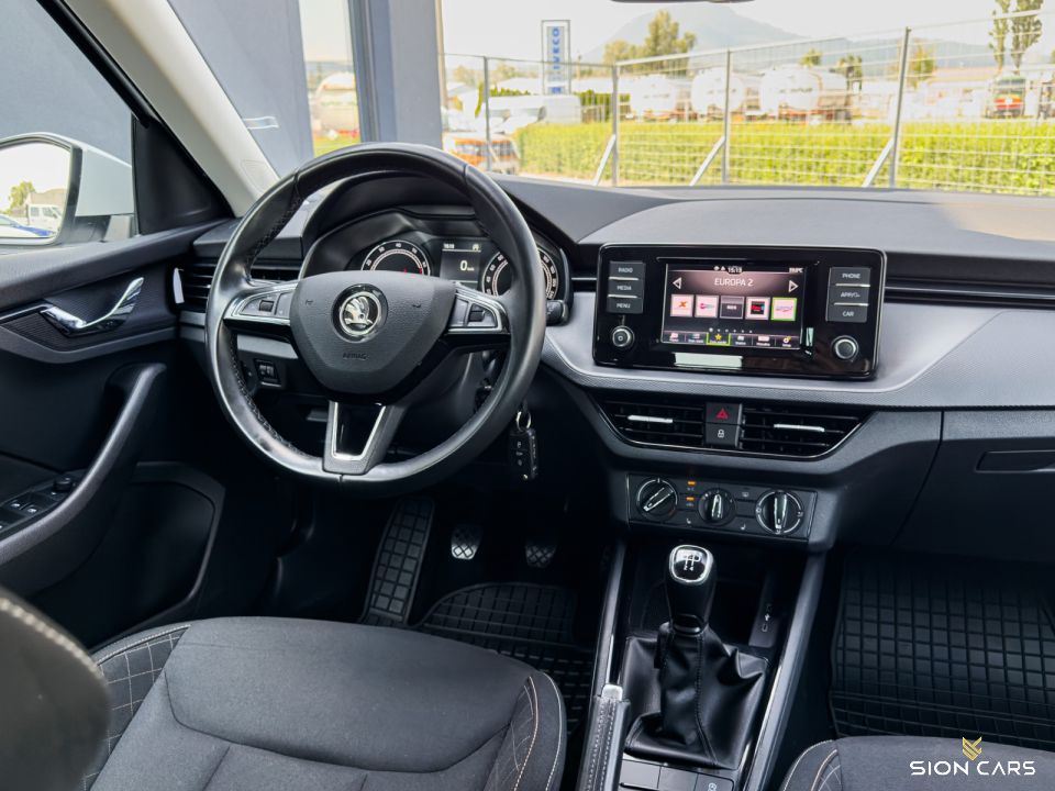 Škoda Kamiq 1.0TSI 70kW Ambition M5