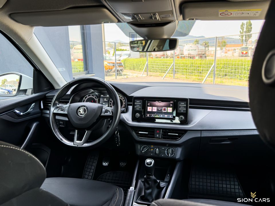 Škoda Kamiq 1.0TSI 70kW Ambition M5