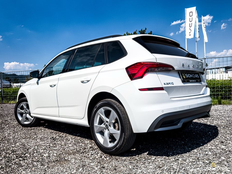 Škoda Kamiq 1.0TSI 70kW Ambition M5