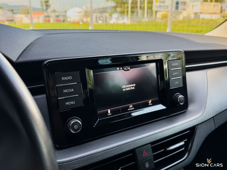Škoda Kamiq 1.0TSI 70kW Ambition M5