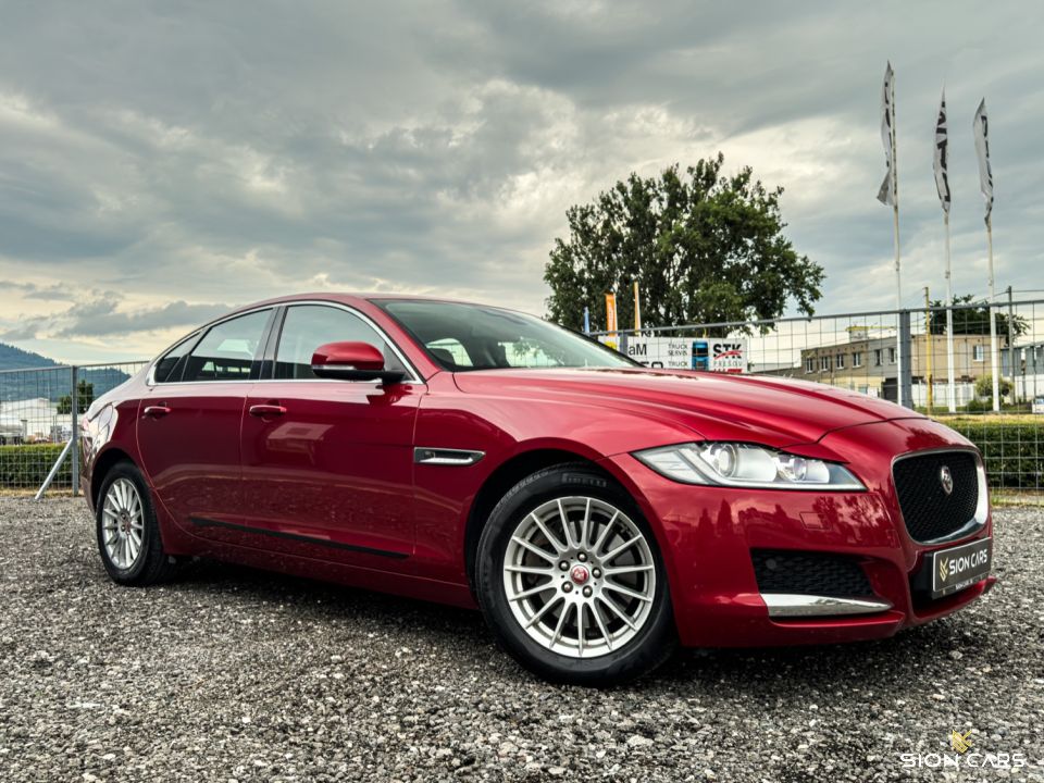 Jaguar XF 2.0D 132kW Prestige AWD Italian Racing Red