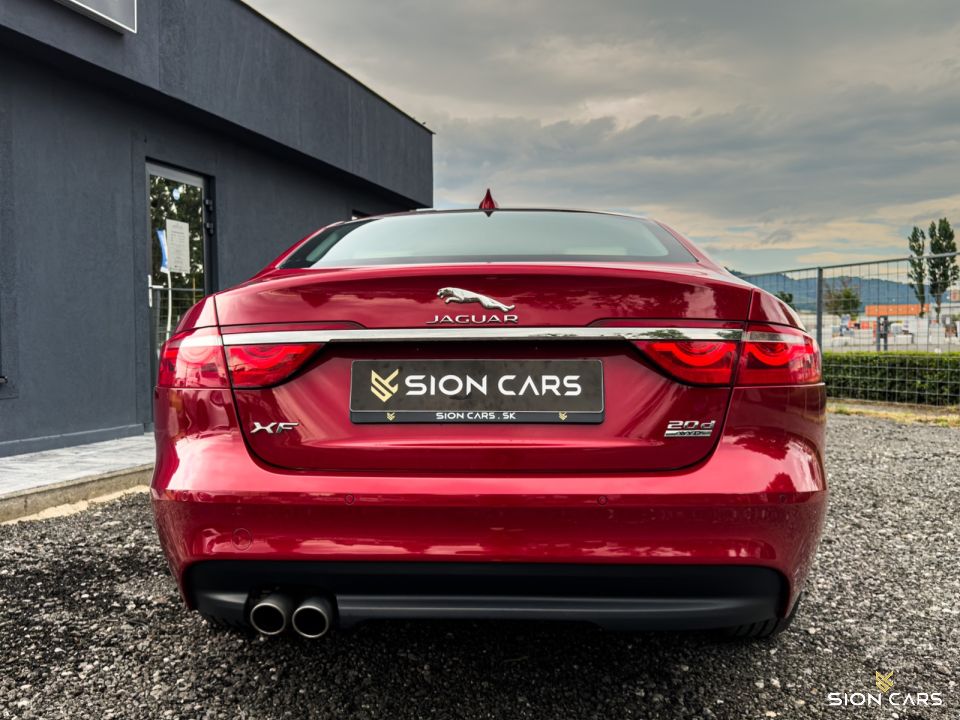 Jaguar XF 2.0D 132kW Prestige AWD Italian Racing Red