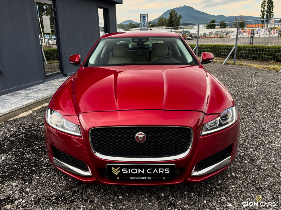 Jaguar XF 2.0D 132kW Prestige AWD Italian Racing Red
