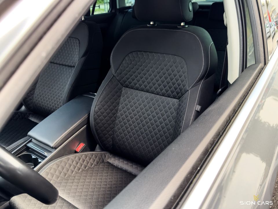 Škoda Superb Combi 2.0TDi 110kW Ambition DSG