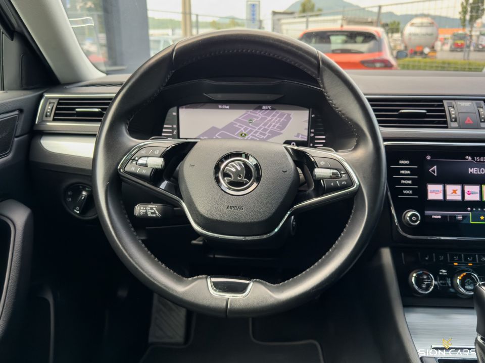 Škoda Superb Combi 2.0TDi 110kW Ambition DSG