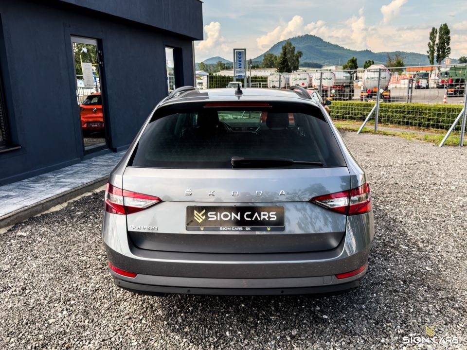 Škoda Superb Combi 2.0TDi 110kW Ambition DSG
