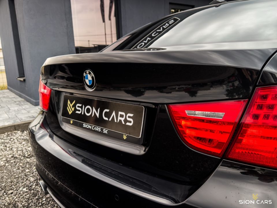 BMW 320xd 135kW xDrive AT/6