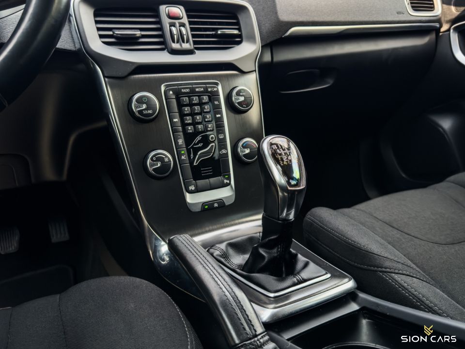Volvo V40 1.6 T2 88kW Momentum