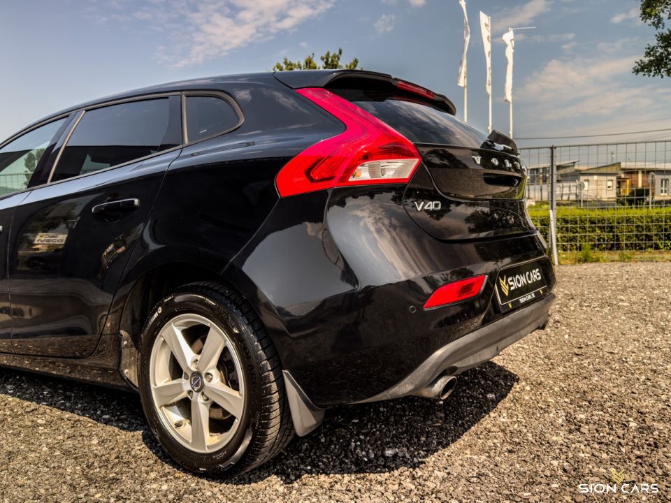 Volvo V40 1.6 T2 88kW Momentum