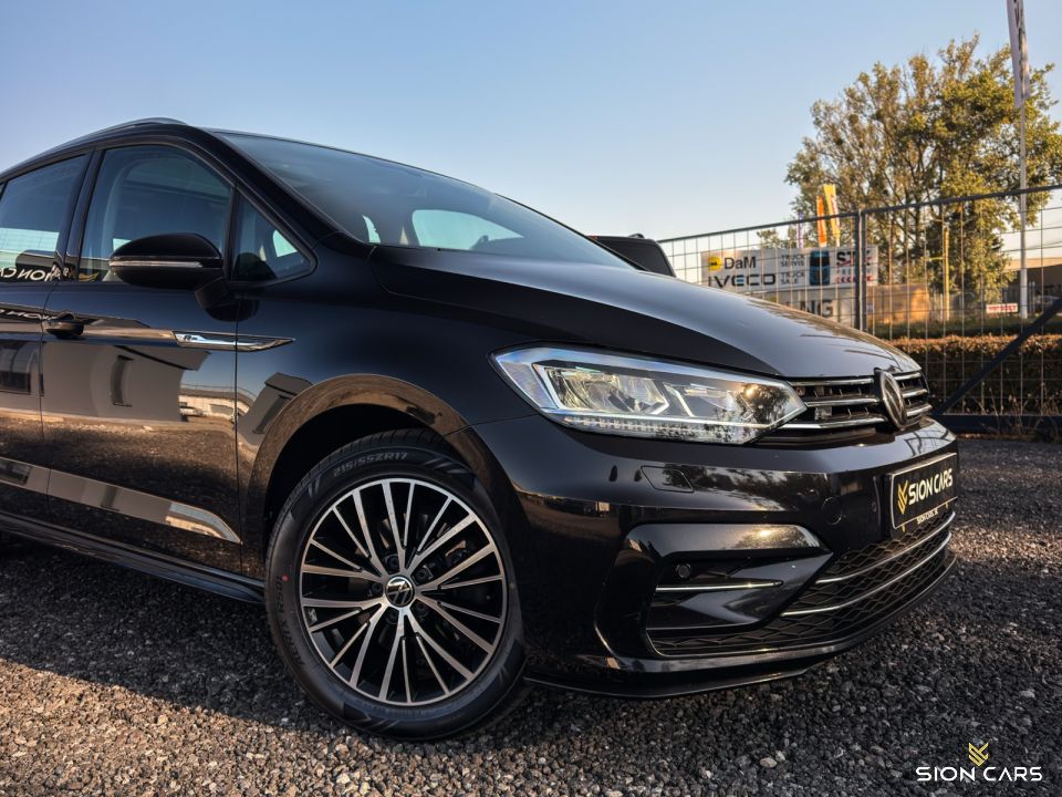 Volkswagen Touran 2.0TDi 110kW DSG R-line
