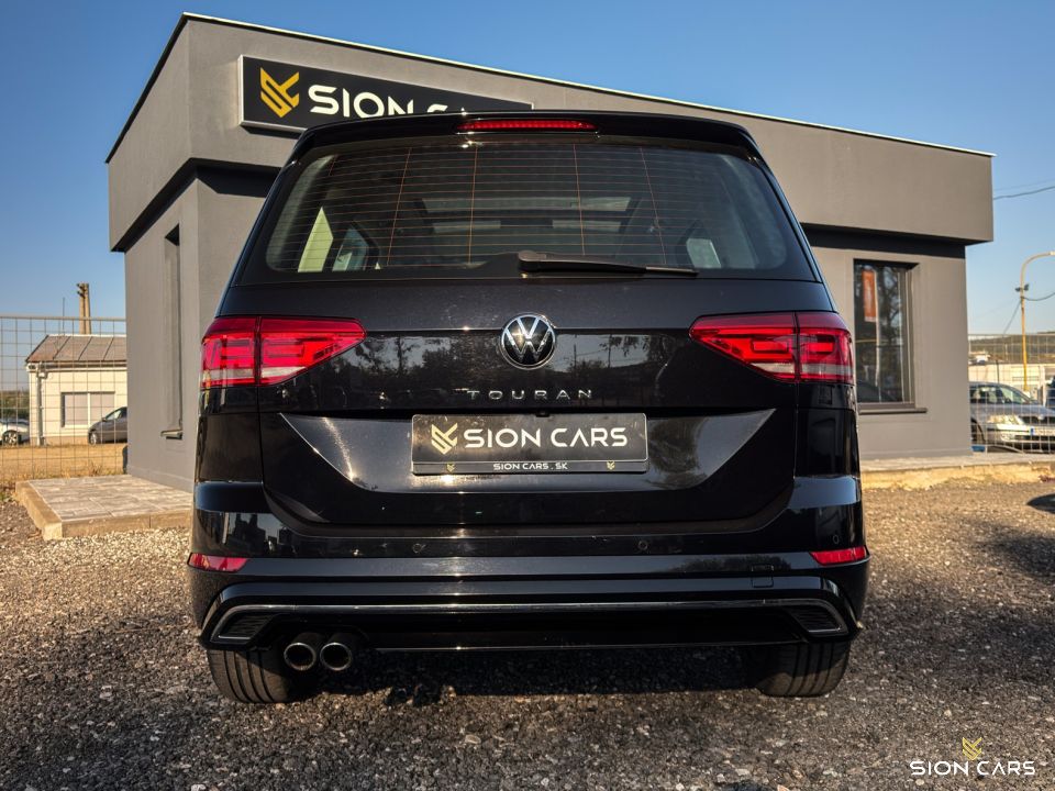 Volkswagen Touran 2.0TDi 110kW DSG R-line