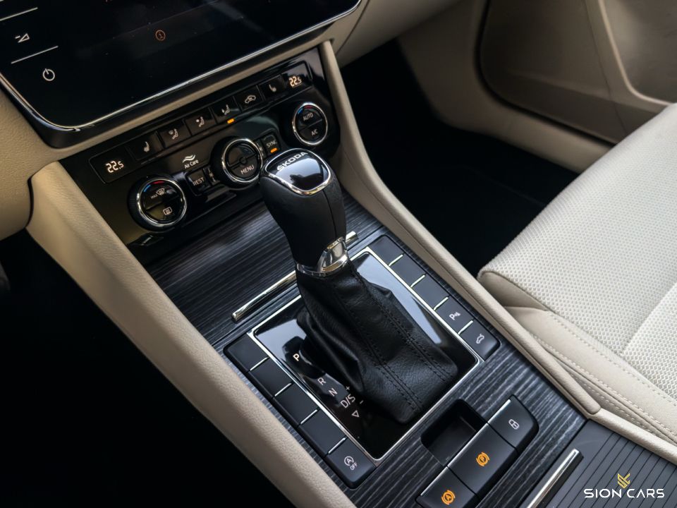 Škoda Superb Combi 2.0TDi 110kW STYLE DSG