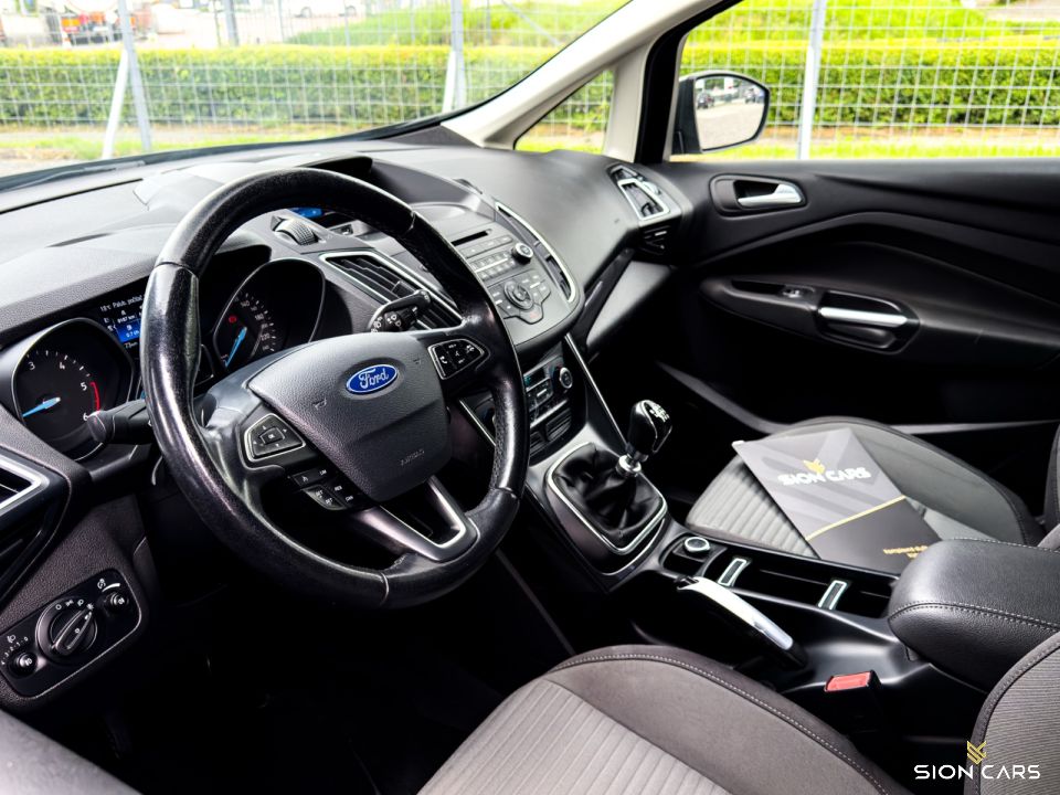 Ford C-MAX 1.5TDCi Duratorq 88kW M/6 TITANIUM