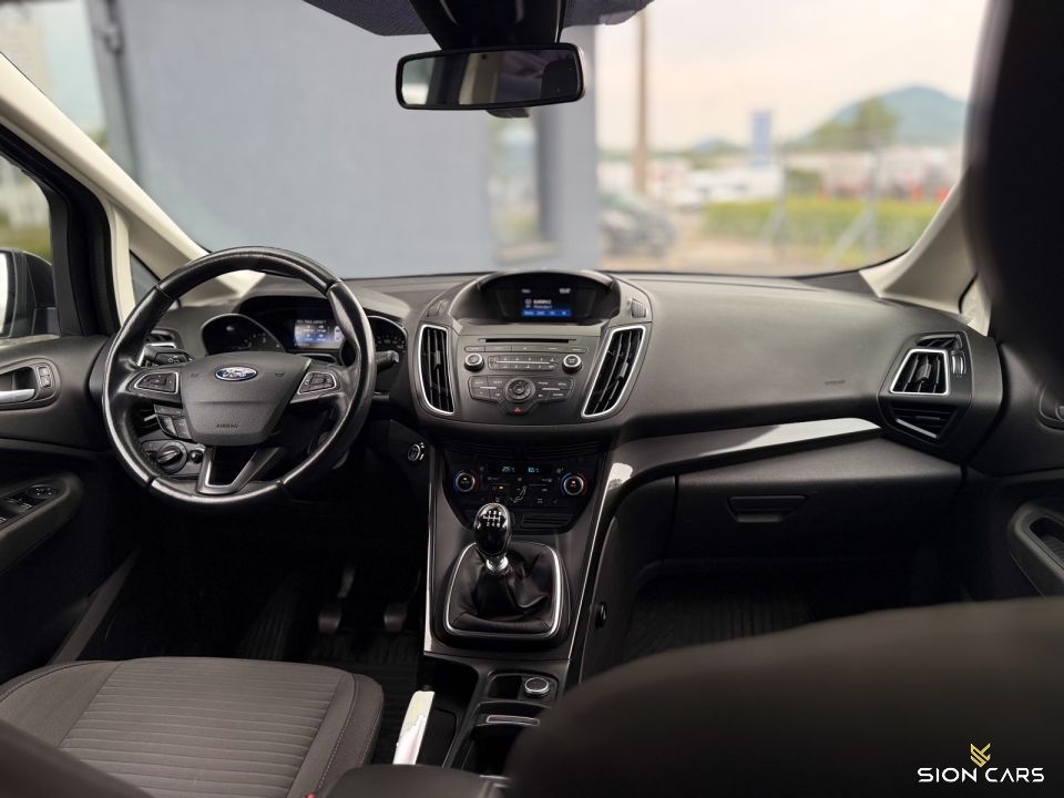 Ford C-MAX 1.5TDCi Duratorq 88kW M/6 TITANIUM