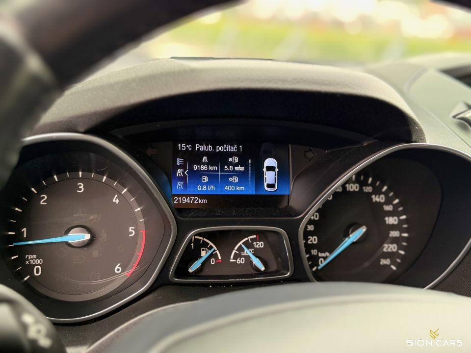 Ford C-MAX 1.5TDCi Duratorq 88kW M/6 TITANIUM