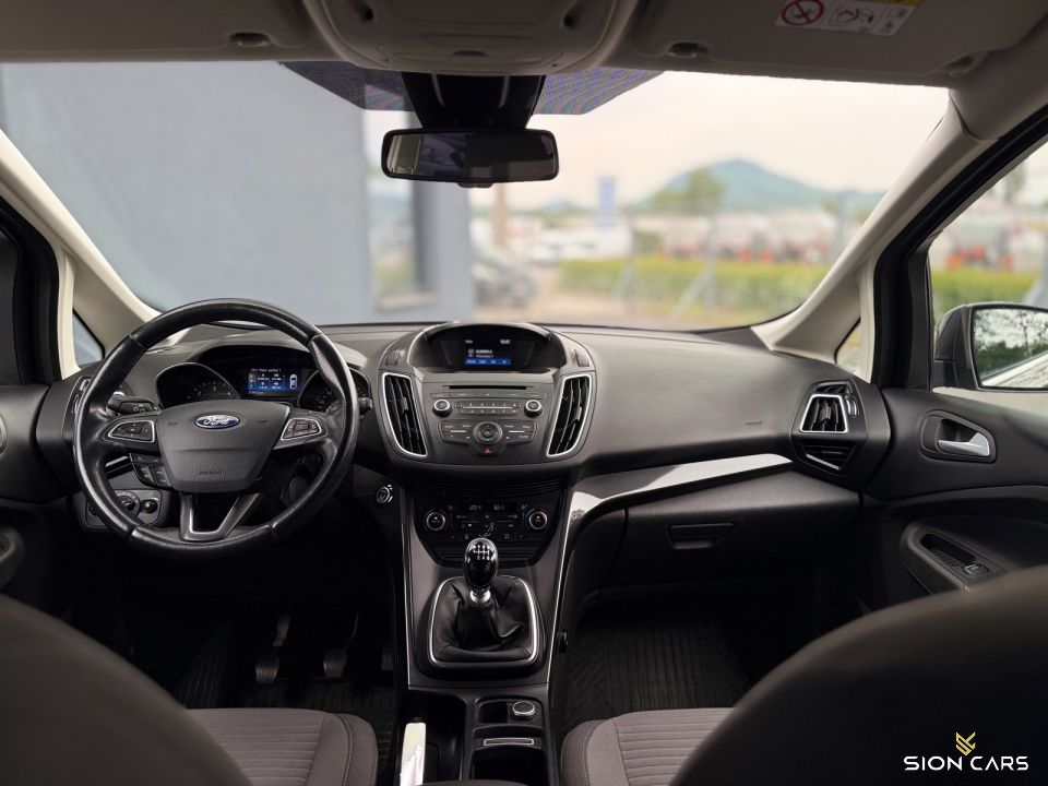 Ford C-MAX 1.5TDCi Duratorq 88kW M/6 TITANIUM