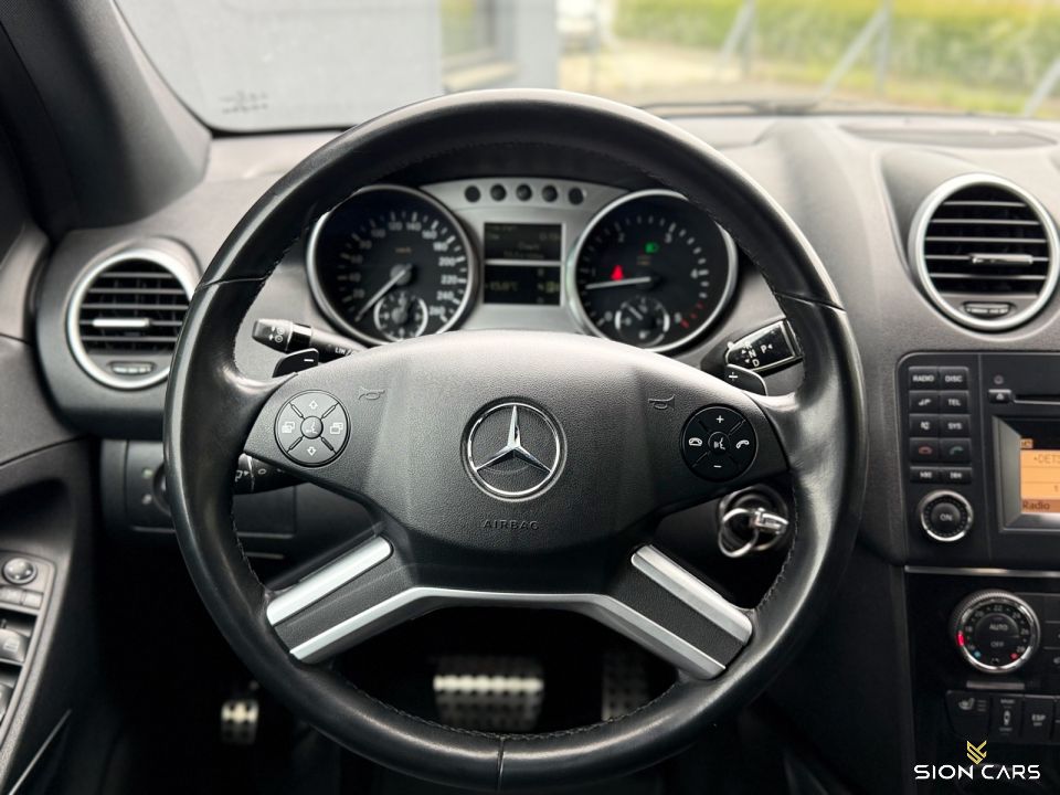 Mercedes-Benz ML 300 CDi 150kW 4-Matic AT/7 AIRMATIC