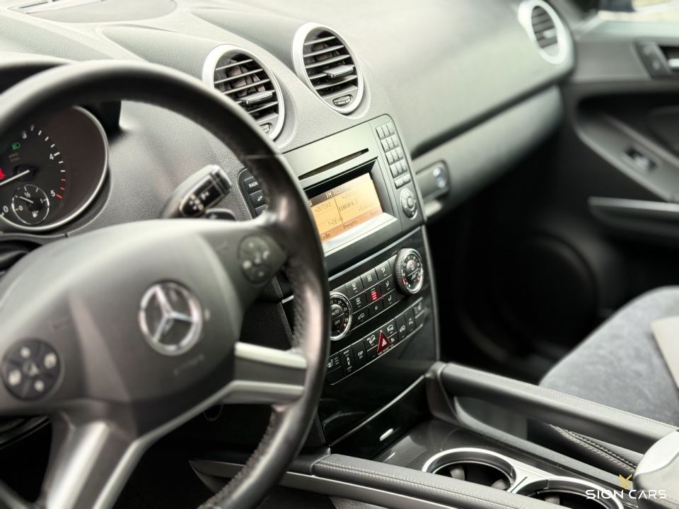 Mercedes-Benz ML 300 CDi 150kW 4-Matic AT/7 AIRMATIC