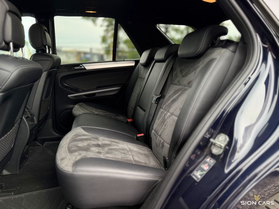 Mercedes-Benz ML 300 CDi 150kW 4-Matic AT/7 AIRMATIC